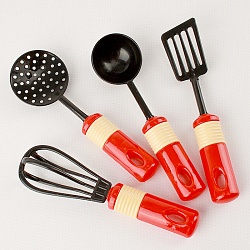 игровой набор "кухонная посуда" 11 предметов  красного цв