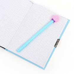 Блокнот 13,5*18 см 50л с замком "Девочка с синими волосами" с ручкой