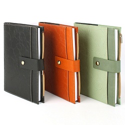 ежедневник а5 недатиров. 120л "darvish" обложка к/з (3 цвета) на застежке, с двумя отделениями