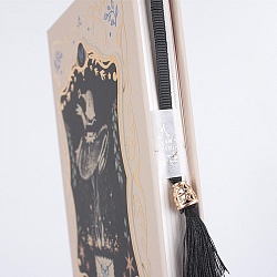 Блокнот 11,6*16,5см 112л обложка карт. с тиснением "золото"