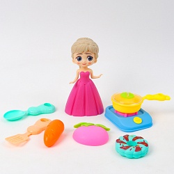 куколка в наборе. игрушка