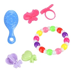 косметика для девочек (тени д/век, заколки, браслет) 