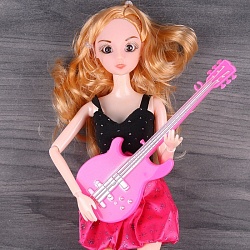 кукла с гитарой