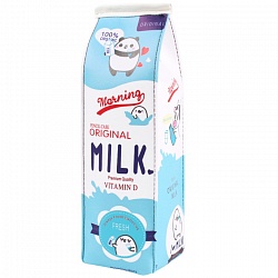 пенал в форме пакета молока