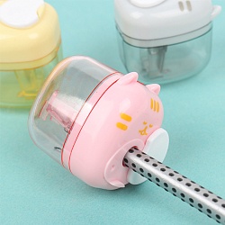 точилка с контейнером котик