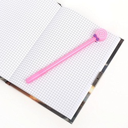 Блокнот 13,5*18 см 50л с замком "Алиса в стране чудес" с ручкой